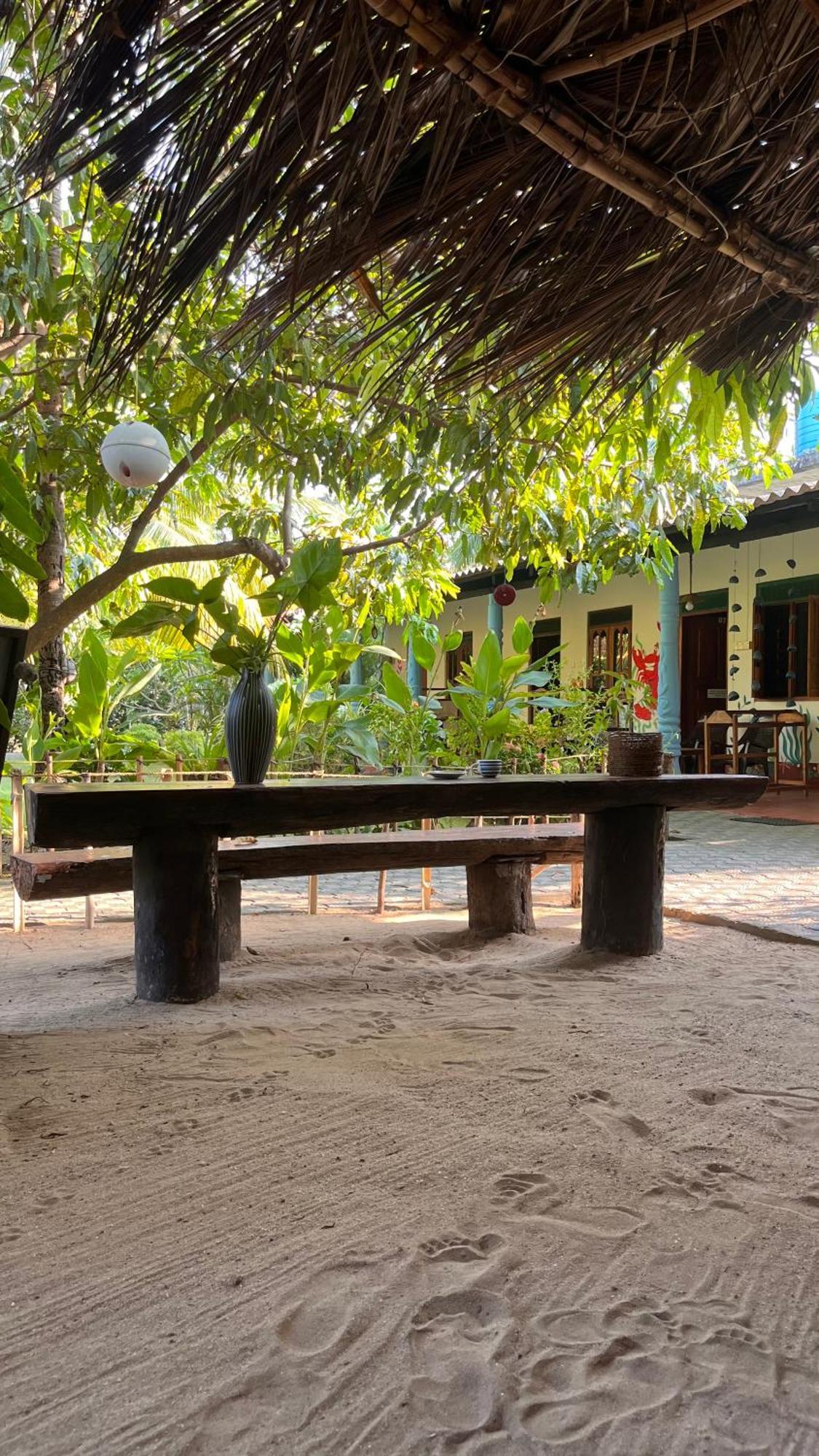 Lobster Inn Trincomalee Dış mekan fotoğraf